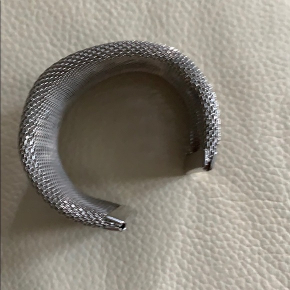 💗Cuff - Picture 2 of 4